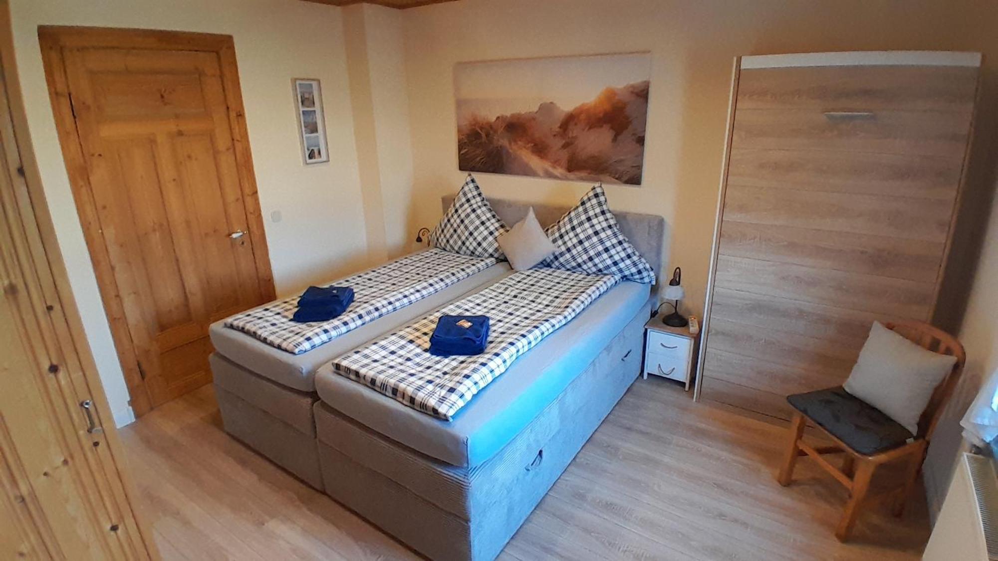 Ferienwohnung "Bine" Lübeck Buitenkant foto